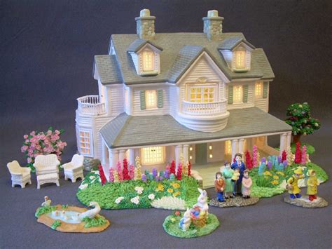 Christmas Village Lighted Ceramic House And Accessories People Santa