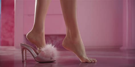 Margot Robbies ‘barbie Feet Spark Fetish Frenzy ‘gagging