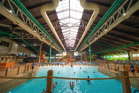Explore Great Wolf Lodge Southern Californias 105000 Square Foot
