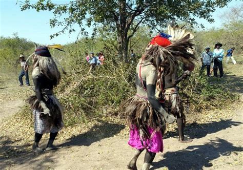 paraguay brésil le peuple yshir ybytoso chamacoco peuples autochtones d abya yala
