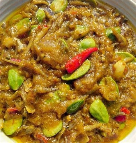 Untuk dapatkan warna dan rasa sambal. Resepi Tempoyak Ikan Bilis dan Petai | Malaysian food ...