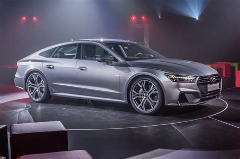 First Look 2018 Audi A7 The A8s Sleek And Sporty New Sibling Car