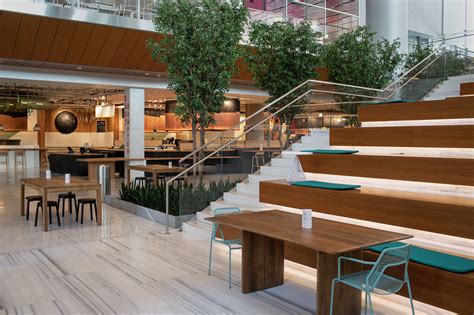 Here's how to navigate Houston's underground tunnels downtown with