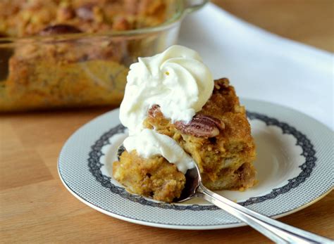 Pumpkin Spice And Pecan Bread Pudding Baking Bites