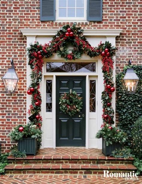 Use of colonial inspired ideas for decorating your home is an interesting thing to do and must be tried if it suits your. 16 Cheerful Christmas Door Decorating Ideas | Futurist ...