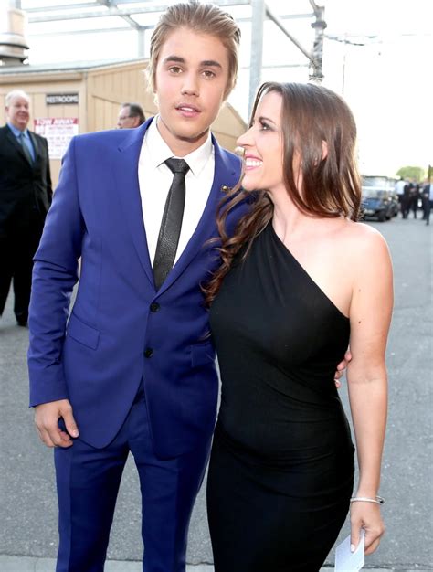 Justin Bieber And His Mother Pattie Mallette Celebrities At Justin Biebers Roast Pictures