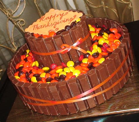 Then i took some shelf liner and laid it on the fondant to give it that grid effect. Thanksgiving Cake - CakeCentral.com