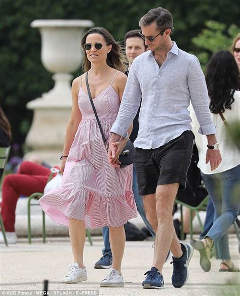 Pregnant Pippa Middleton And Husband James Matthews Spotted In Paris Daily Mail Online