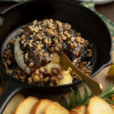 Baked Brie With Fig Jam Caramelized Onions And Walnuts Brie Recipes