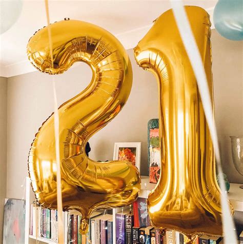 Ultimate Guide To Hosting The Perfect 21st Birthday Party The Event Book