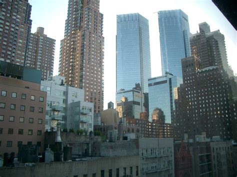 Holiday inn new york city wall street. Bild "Vor unserem Fenster" zu Hotel Holiday Inn New York ...
