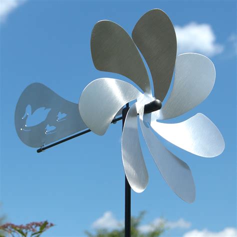 Viele sind sogar frostsicher und können das ganze jahr über wind und wetter ausgesetzt werden. Ventura Enten - Orbit Windspiel Edelstahl Windrad mit ...