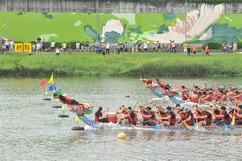 It's just a day where you have bunch of boats that look like dragons and you race them, right? 2019 Dragon Boat Festival in Taiwan | History, Traditions ...