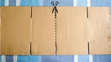 Diy Cardboard Easel A Helpful Guide With Photos Art Play Heart