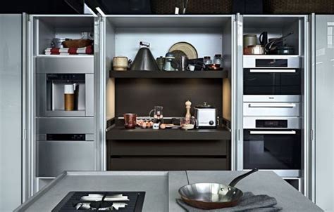Minimal Kitchen By Varenna Poliform Dining Living Room Kitchen
