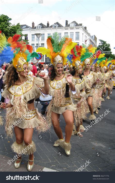 Rotterdam Netherlands July 25 Beautiful Girls In A Summer Carnival Parade July 25 2009 In