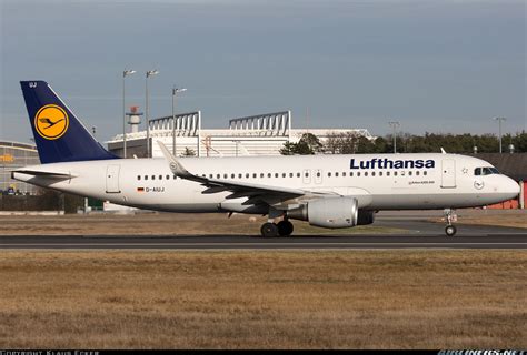 Airbus A320 214 Lufthansa Aviation Photo 4281223
