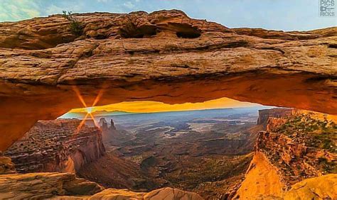 Beautiful Sunset At Mesa Arch In Canyonlands National Park Flickr