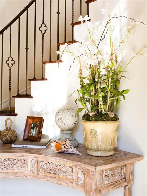 Curved Entryway Table Design Ideas