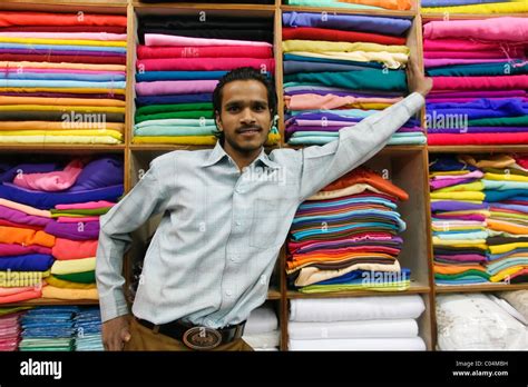 Shopkeeper Poses Hi Res Stock Photography And Images Alamy