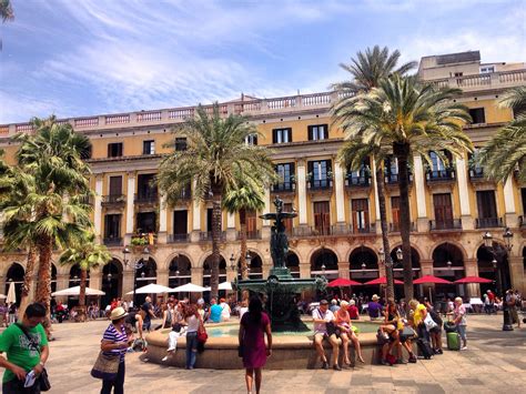 Once upon a sunny morning a man who sat in a breakfast nook looked up from his scrambled eggs to see a white unicorn with a golden horn quietly cropping the roses in the garden. Top Attractions in Barcelona | Gavina Mar Hostel's Blog