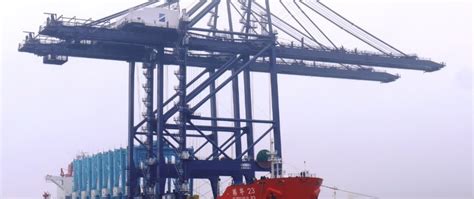 First Remote Control Gantry Cranes Arrive At Felixstowe