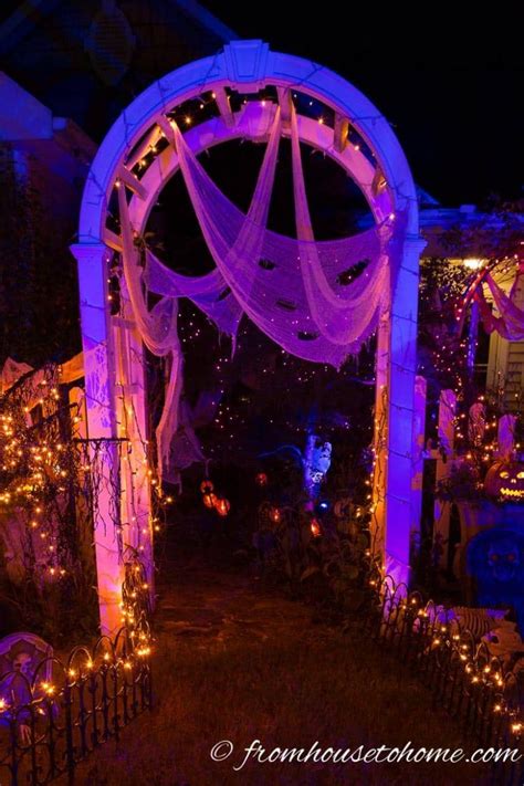 These Halloween Outdoor Decor Ideas Are Awesome Im Definitely Going