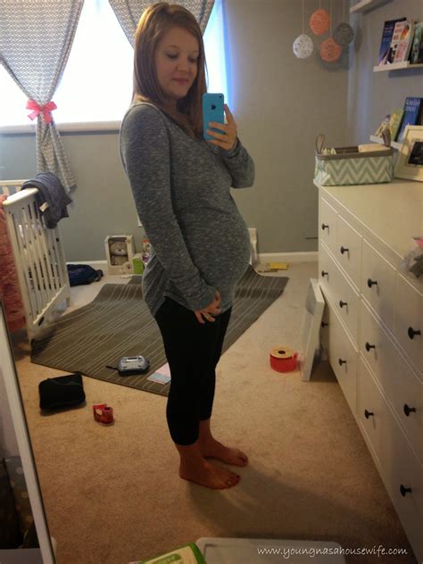 Real mom bumps at 25 weeks pregnant; 25 weeks pregnant - The Maternity Gallery