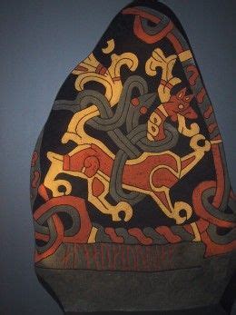 Six awesome viking ancient art styles. The Runic Ringerike Tombstone of St Paul's | Colorful lion ...