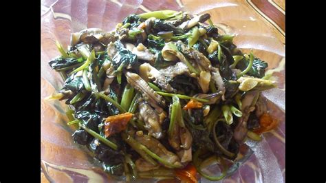 Pada buku ini ada berbagai resep masakan dari olahan ikan lele, sehingga dapat menjadi diversifikasi. makanan legend Tumis kerang cah kangkung II kerang air ...