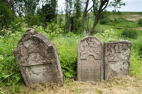 The Oldest Cemetery In Every State Readers Digest