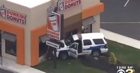 Watch Police Officer Drive Into Dunkin Donuts Literally World News Mirror Online