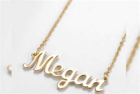 32 Best Female Name Locket Designs In Gold 2022 People Choice