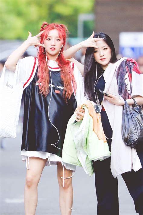 Gi Dles Yuqi And Shuhua Were On Their Way Home Until They Turned It