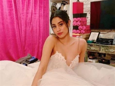 Janhvi Kapoor Reveals Photo She Deleted From Instagram Before Her Debut