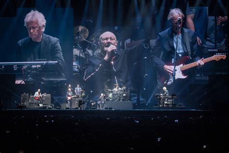 See Genesis Play Final Song And Take Last Bow At Farewell Concert