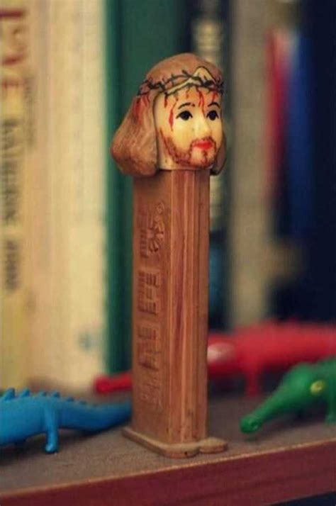 Some Of The Wackiest Pez Dispensers 43 Photos Klyker