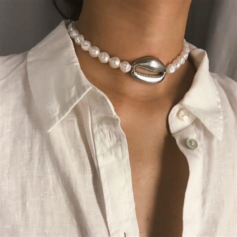 2020 multi layered pearl choker necklace vintage metal natural freshwater shell pearl necklace