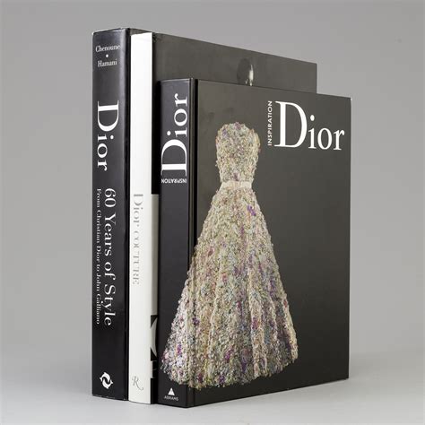 Books About Fashion 3 Christian Dior Bukowskis