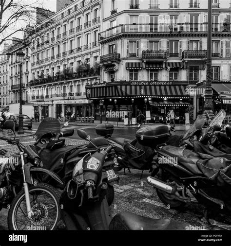 Bandw Square View Of Paris Streets In Winter Paris Ile De France