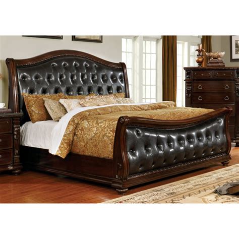 Furniture Of America Lansal Traditional Tufted Leatherette Sleigh Bed