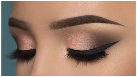 Beautiful Smokey Eyes Makeup Ideas With Cosmetics