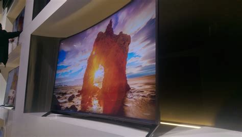 Panasonic reveals first curved 4K TVs as part of 2015 lineup | Expert ...