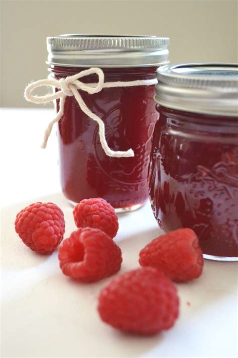 Simple Recipe For Seedless Raspberry Jam Without Pectin That Only Uses