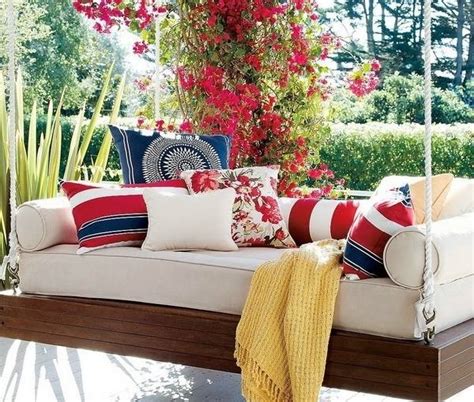 Beautiful Porch Swing Ideas For Your Leisure Time Outdoors