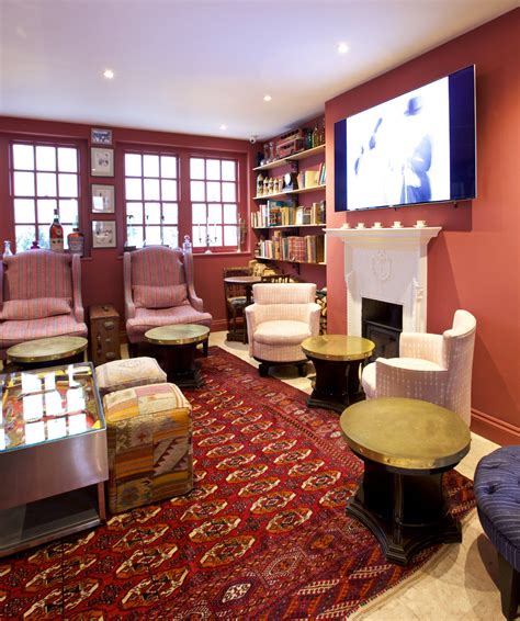 Red Room Tv Room London Townhouse Red Rooms Mayfair Cafe