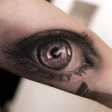 Looks Like Real Eye With Images Realistic Eye Tattoo Eyeball