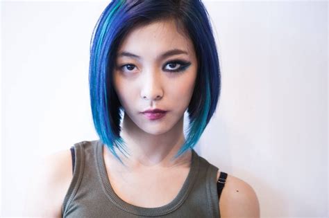 This has always been my f(x) amber's top 16 fiercely androgynous looks will make you … 1. f(x) Luna Blue Hair | Light red, Kpop hair, Luna fx