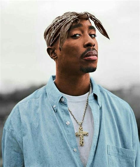 Pin By Ahmed On Tupac Shakur In 2020 Tupac Wallpaper Tupac Pictures