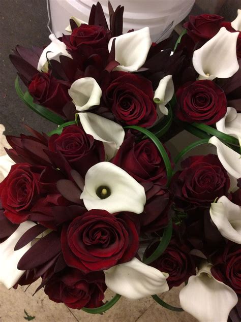 White Calla Lilies And Rich Red Roses Bouquets Wedding Flower